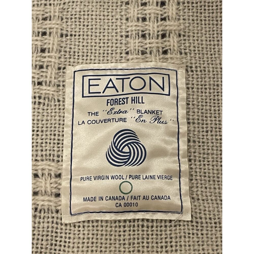 VINTAGE EATON FOREST HILL "THE EXTRA BLANKET" PURE VIRGIN WOOL 52”x56” CANADA - Picture 3 of 5